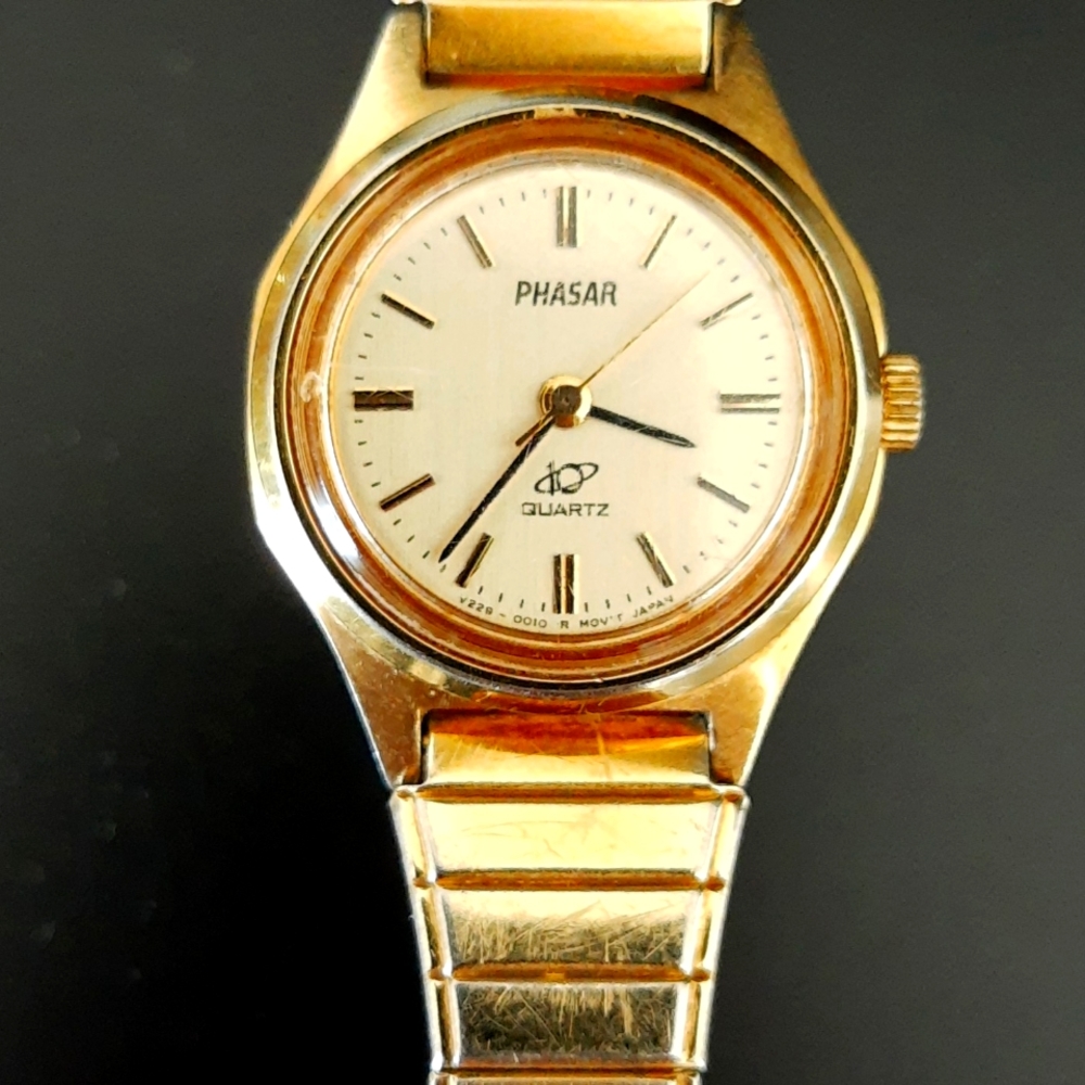 Pulsar women's watch gold tone